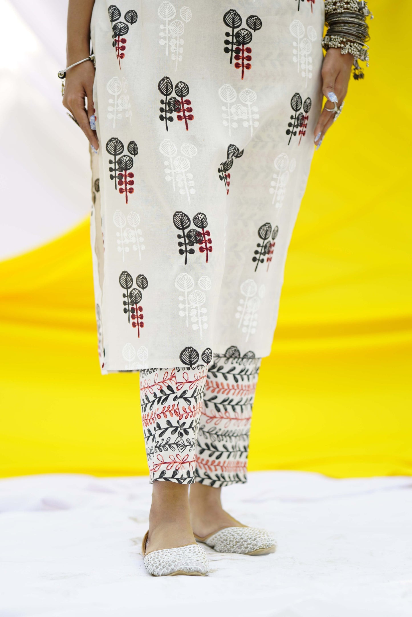 Off-White Printed Cotton Straight Kurta With Trousers