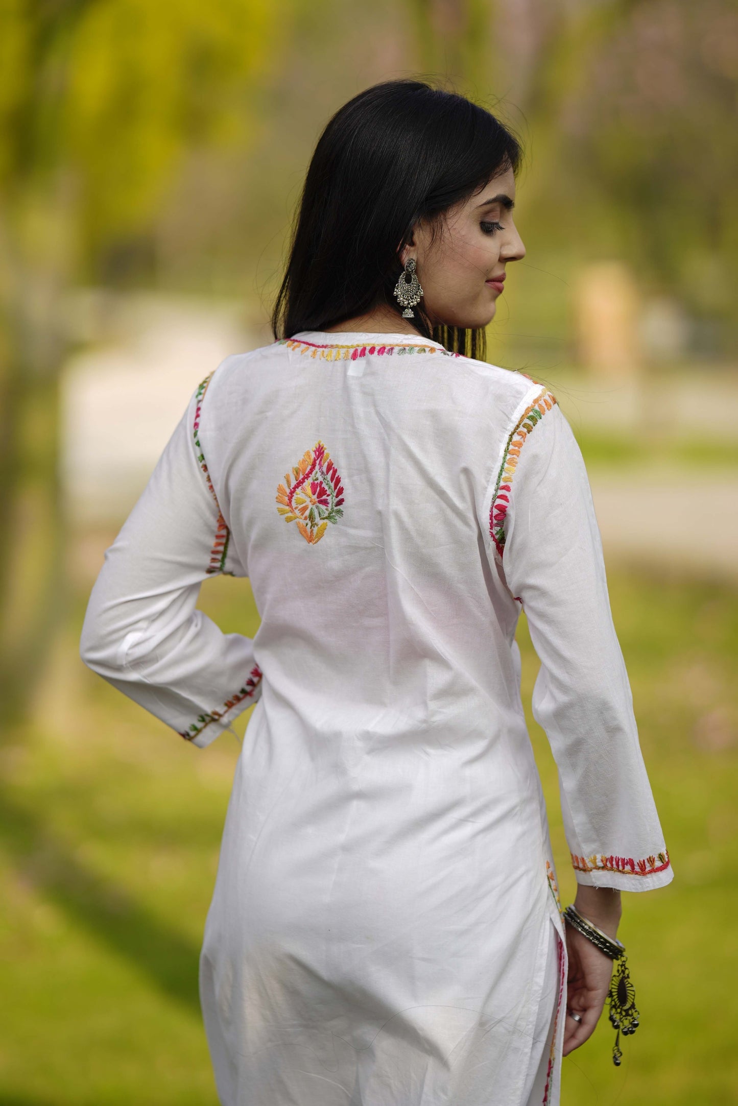 Heer Black Straight Kurta With Back Print