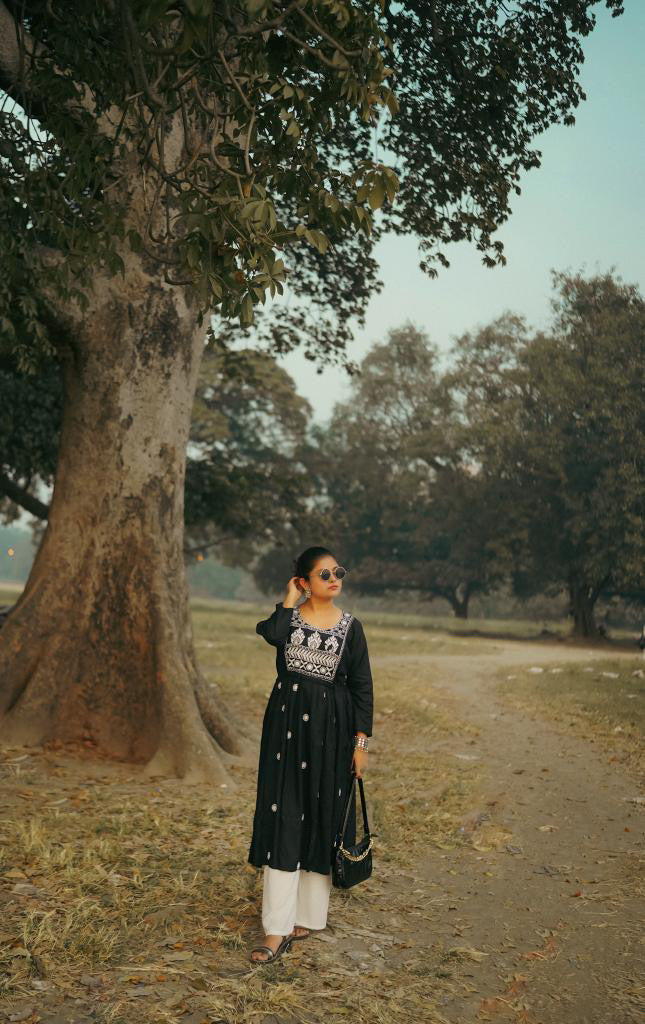 Hoor Chikankari Anarkali