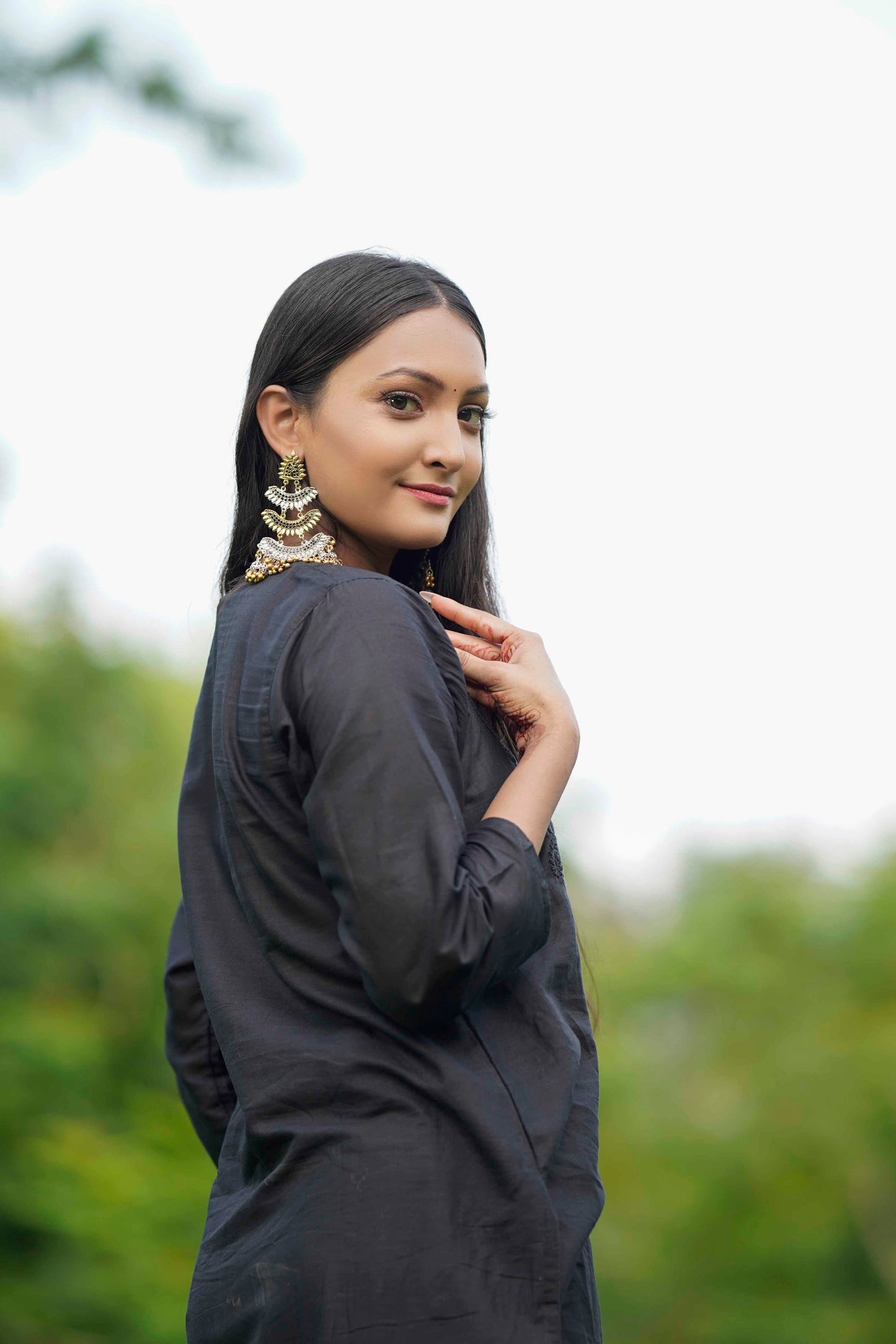 STARDUST BLACK CHIKANKARI KURTA